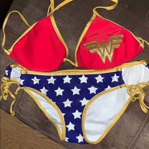 Wonder Woman bikini